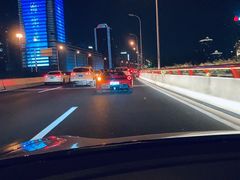-TESLA 特斯拉(上海太古汇体验店)