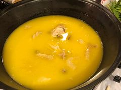 -鲜入围煮花胶鸡海鲜火锅