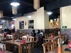 大堂-东镇老火锅(长春路首店)