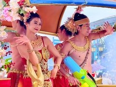 -七彩云南欢乐世界