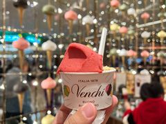 -VENCHI 闻绮(广州太古汇店)