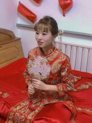 -LOVINA洛维娜婚纱礼服