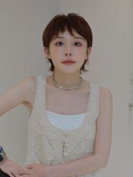 -V7 HAIR SALON