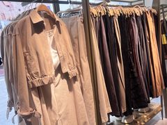 -URBAN REVIVO(北京斯普瑞斯奥特莱斯店)