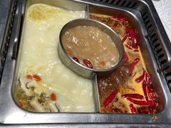 牛油菌汤锅-巴奴毛肚火锅(六天地店)