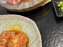 -臻牛烤肉