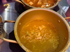 锅芝士辛拉面-豚豚家돈돈가韩国锅盖烤肉(新北万达店)