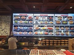 -八府香鸭·啫啫煲(华山路店)