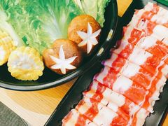 特选肥牛-顺德公猪肚鸡·煲仔饭(白石洲店)