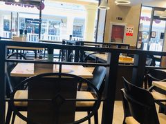 大堂-康师傅私房牛肉面(马泉营奥莱店)