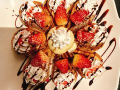 草莓松饼-StayReal Cafe(长宁来福士广场东八区店)