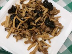 -起士林西餐厅(东经路店)