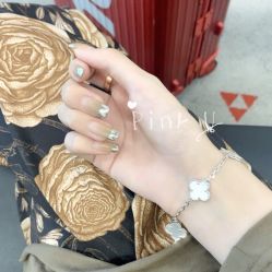 -Pink You美甲美睫纹绣定制中心