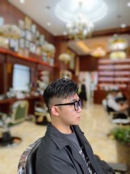 -尼特斯男士发型馆