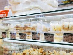 -白玉兰食品甜凤店(合生汇店)