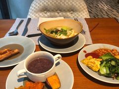 丰盛早餐-阿纳迪酒店·秘境西餐厅