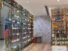 -VENCHI 闻绮(北京国贸商城店)