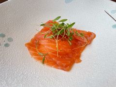 三文鱼温泉蛋配鱼子-Solo(衡山路店)