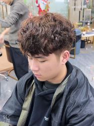 -藤野造型烫染·漂发
