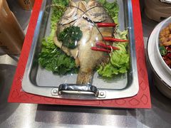 -湘西小馆(滨河路店)