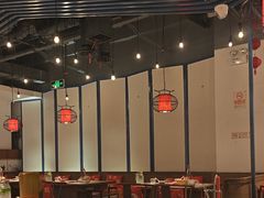 -尚尚仙·酸汤猪手·猪肚鸡火锅(华联万柳购物中心店)