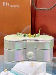 -周生生Chow Sang Sang(东方店)