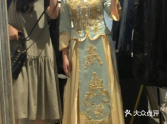 新中式嫁衣，吹爆了这个配色