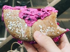 -Catch Bagel(芳草地店)