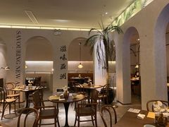 -来龙里 精致 东南亚餐室(万象城店)