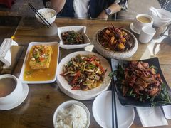 -隔壁老王·家常云南菜(花巷店)