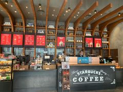 -星巴克臻选(成都九方店)