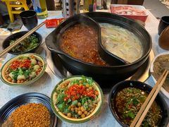 -钢管厂歆瑞源油卤串串香(春熙路太古里店)
