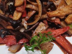 鸡枞菌炒腊肉-将相和·海鲜蒸饺大连菜