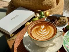 -Laderach 莱德拉(上海环贸iapm店)