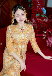 -莫小姐婚纱