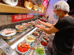 -老牌坊云南鱼豆花火锅(哈西万达店)