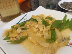 -朴小妹人参鸡汤火锅(长白山万达店)