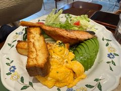 香煎三文鱼早餐-WOKKA by艮上(中海环宇荟店)