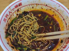 -叶伟胡辣壳面(两路口店)