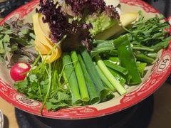 -万里闯关东铁锅炖菜馆(高新旗舰店)