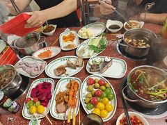 -四囍码头海鲜烧烤自助火锅(外滩南京东路悦荟广场店)