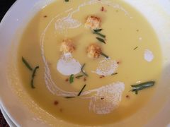 -WOLFGANG PUCK KITCHEN & BAR(迪士尼小镇店)