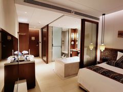 -西双版纳融创皇冠假日度假酒店