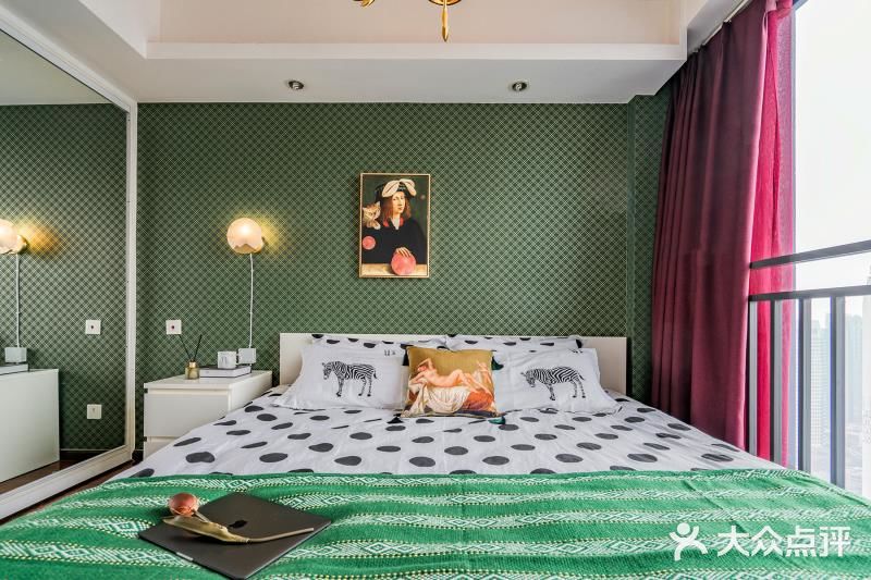 住进成都🌟 | 鲜艳又美腻！欢迎来到西域风情民宿🌺！