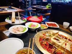-周师兄大刀腰片火锅(洪崖洞旗舰店)