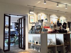 -黑石咖啡(小十字店)