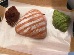 -奈雪的茶(亨特国际广场店)