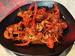 -沪小胖小龙虾(淮海中路旗舰店)