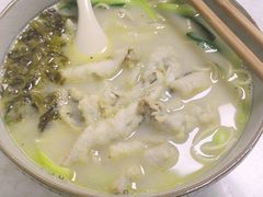-明呈黄鱼面馆(斜土路店)