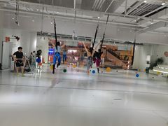 -Jumphai室内蹦极运动